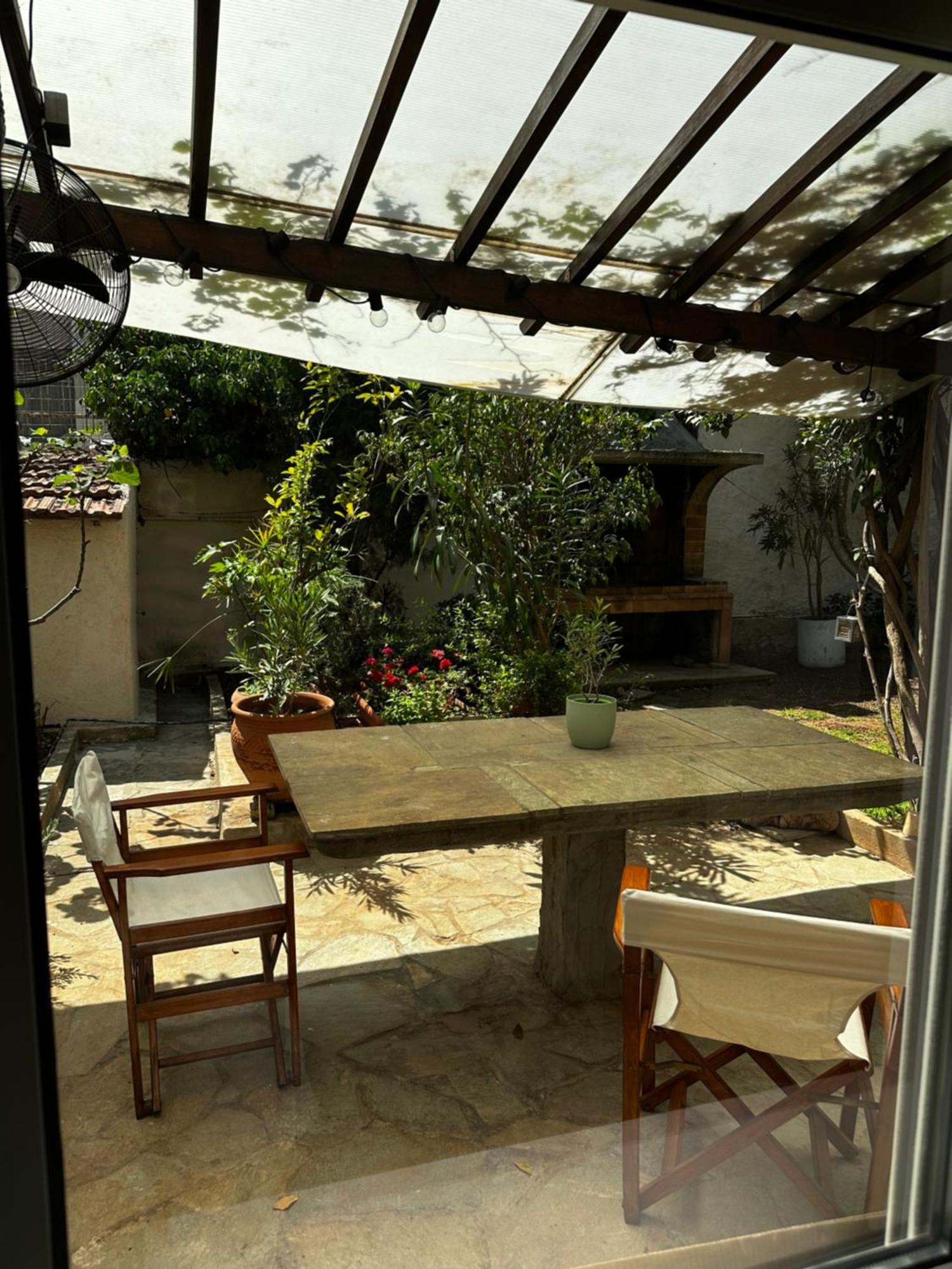 Apartamento Antonis'S Garden House Atenas Exterior foto